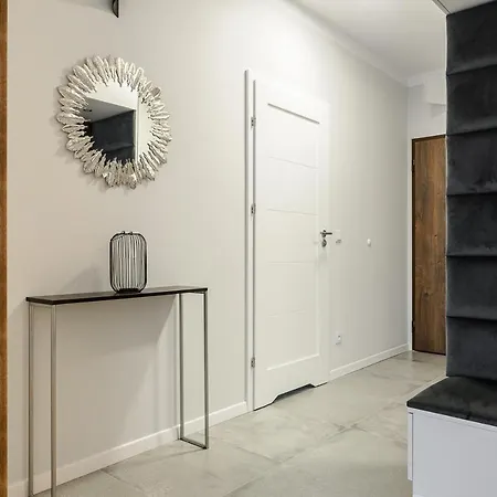 1bed With Gym - P&o Apartment Warsaw