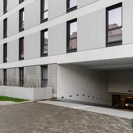 1bed With Gym - P&o Apartment Warsaw